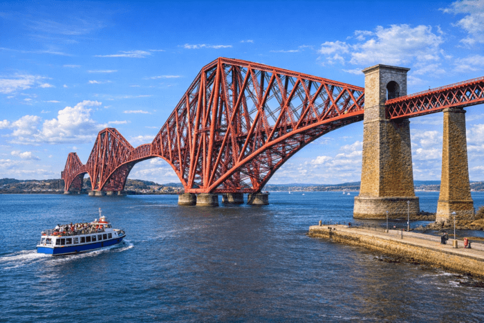 Cantilever bridge